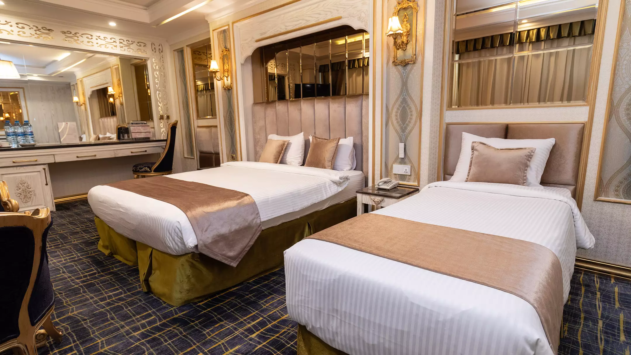 Alibaba https://cdn.alibaba.ir/ostorage/hotel-accommodation-images/68a5a0fda1e6f83605b7df45_سه تخته کینگ (3).webp